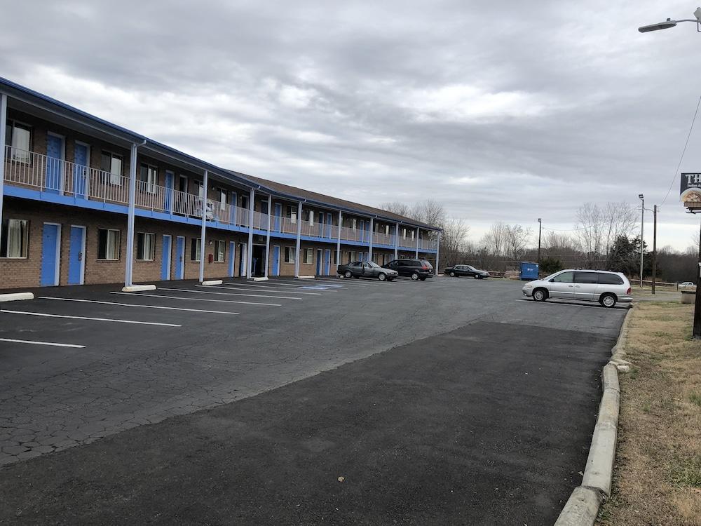 Americas Best Value Inn - Jonesville Exterior photo
