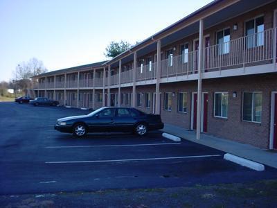 Americas Best Value Inn - Jonesville Exterior photo