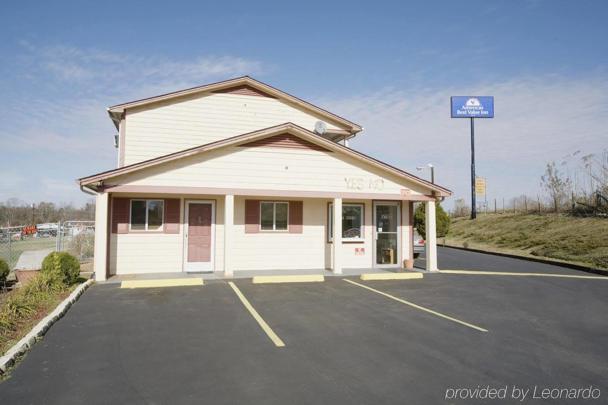Americas Best Value Inn - Jonesville Exterior photo