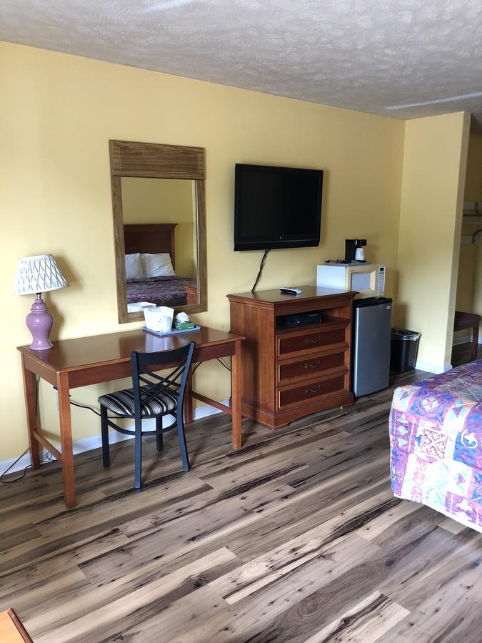 Americas Best Value Inn - Jonesville Exterior photo